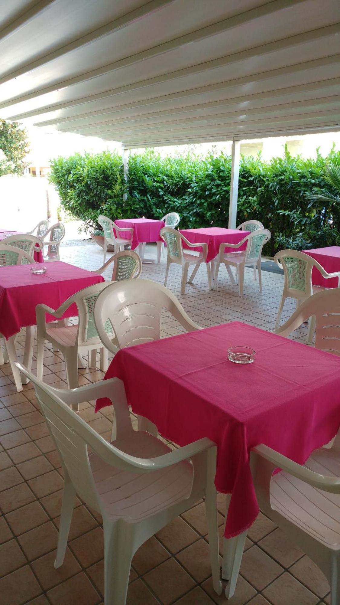 La Perla B&B Hotel Roseto Degli Abruzzi Exterior photo