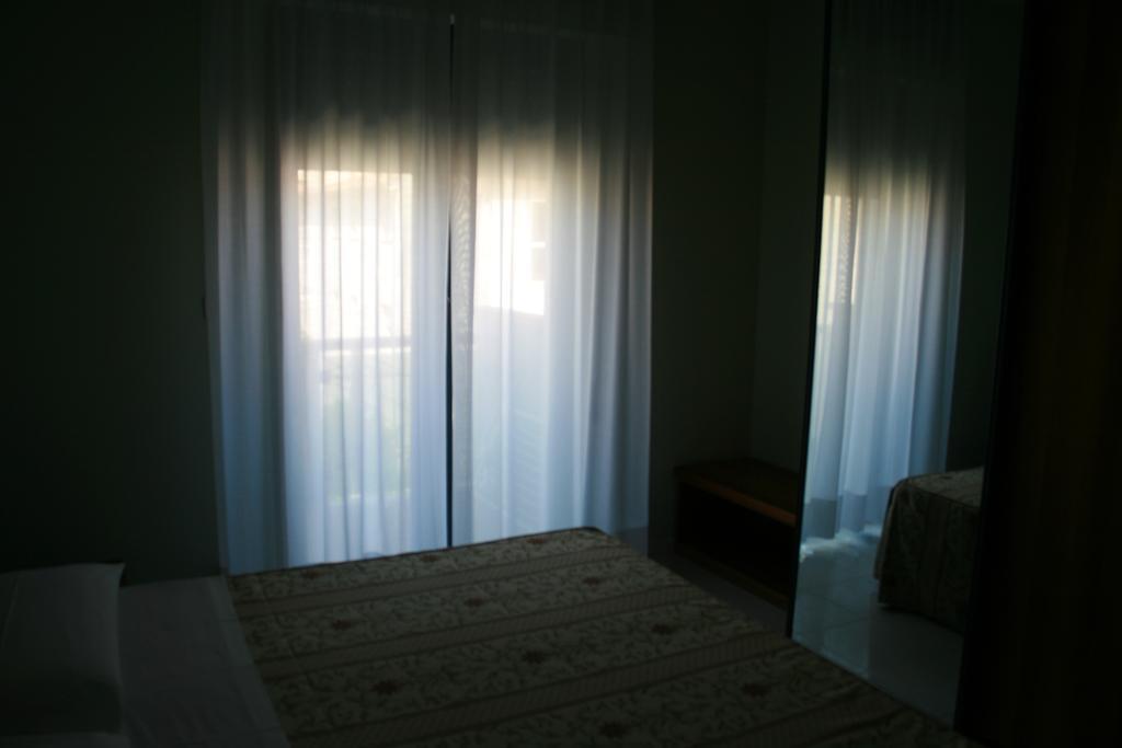 La Perla B&B Hotel Roseto Degli Abruzzi Exterior photo